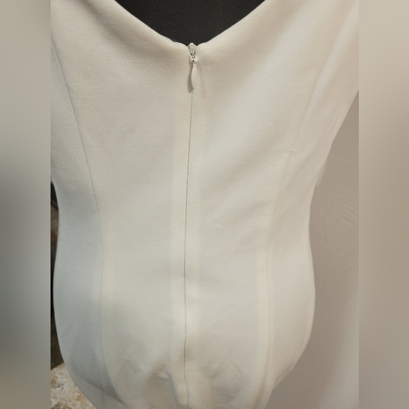 Xscape cream gown Size 12 - Picture 2 of 16